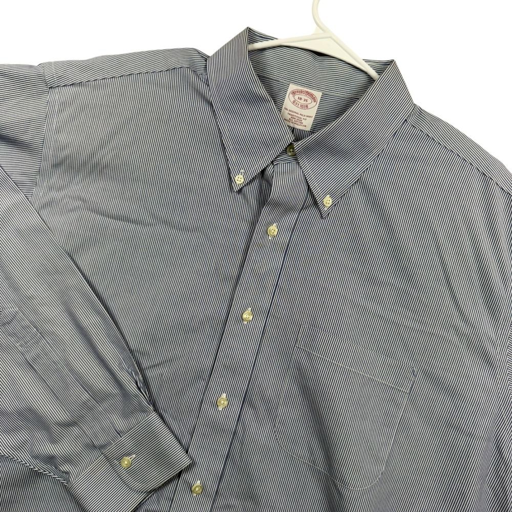 Brooks Brothers Button Down Shirt Mens 18-35 Blue White Pinstripe Traditional